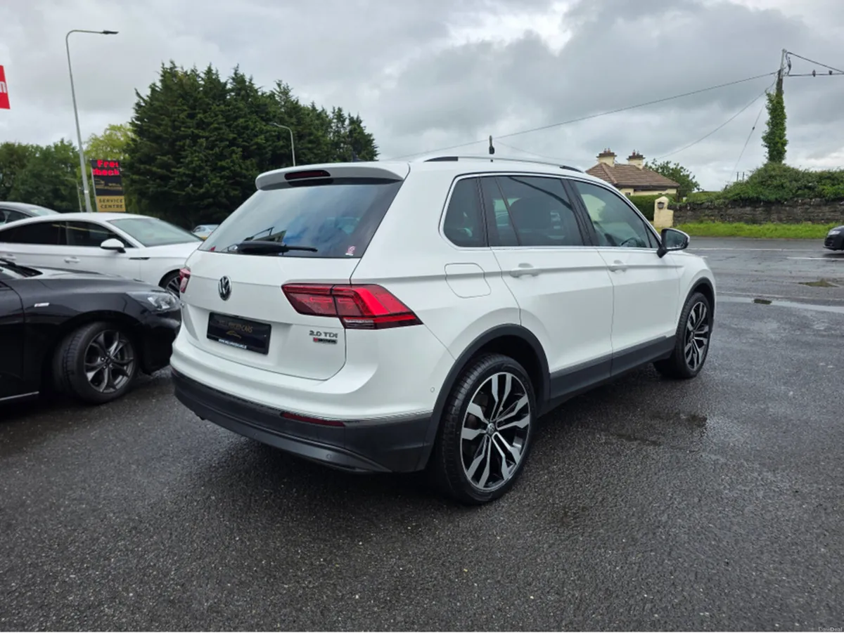 Volkswagen Tiguan AUTOMATIC 4 MOTION 150BHP - Image 3