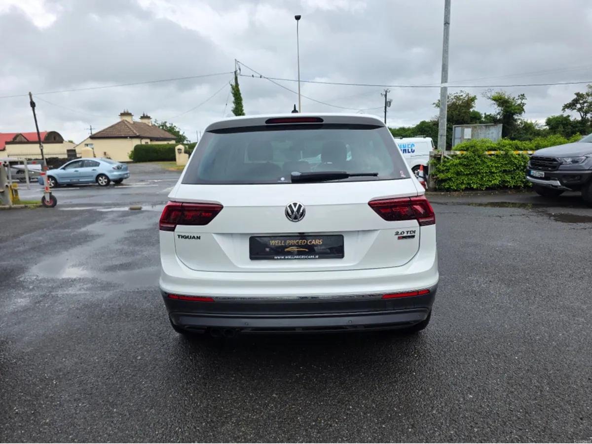 Volkswagen Tiguan AUTOMATIC 4 MOTION 150BHP - Image 4