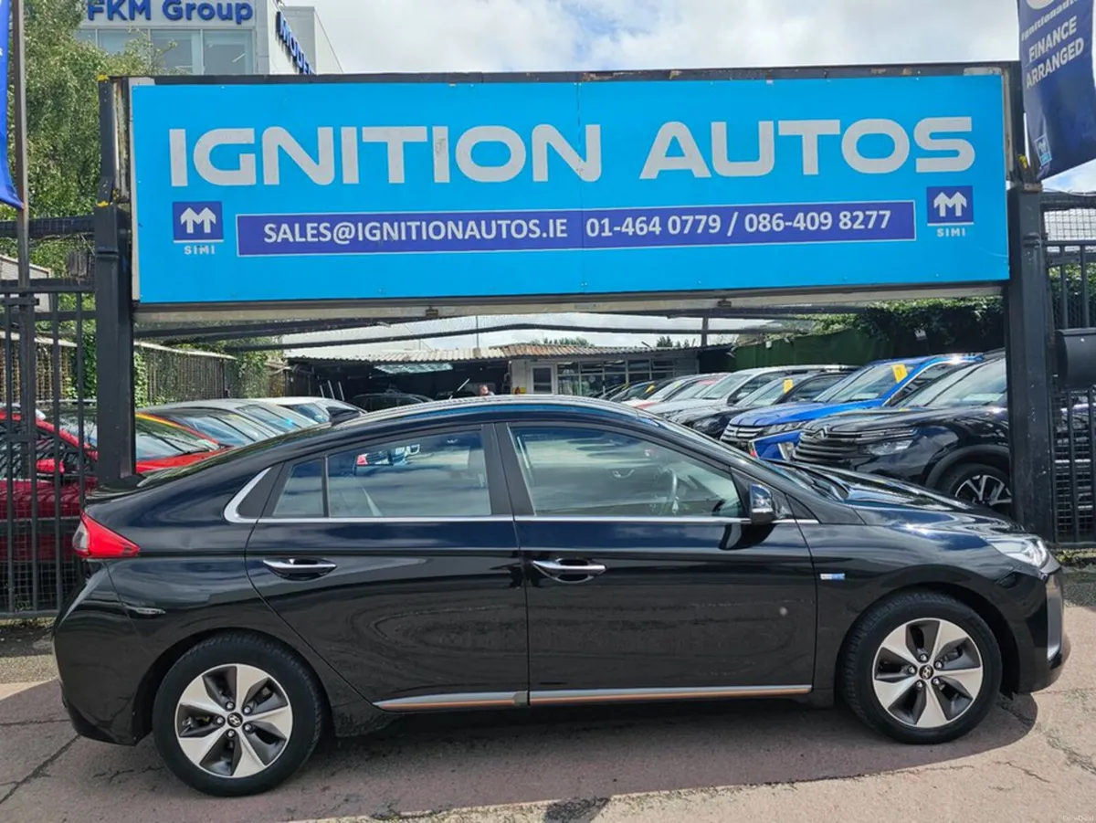 Hyundai IONIQ EV, SERVICE HISTORY, 2 KEYS, LOW MIL - Image 2