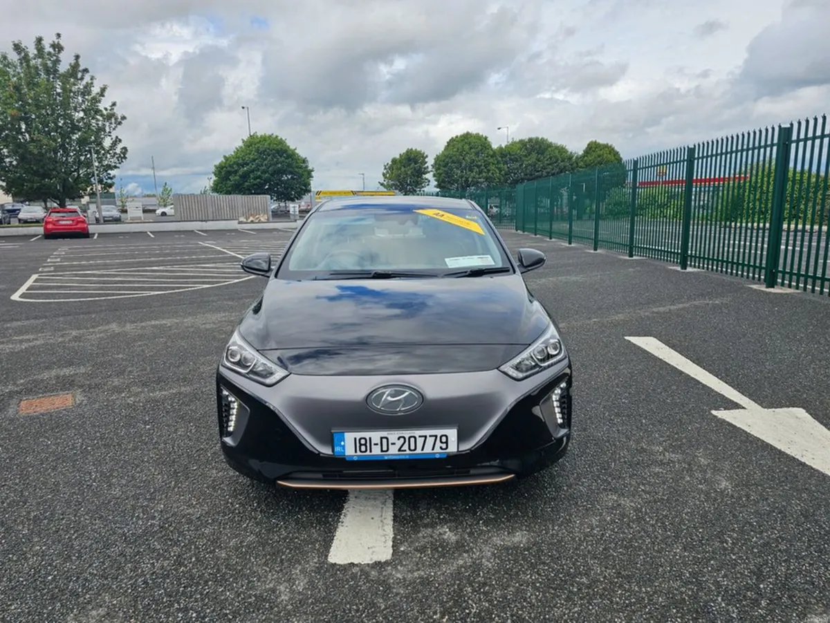 Hyundai IONIQ EV, SERVICE HISTORY, 2 KEYS, LOW MIL - Image 3