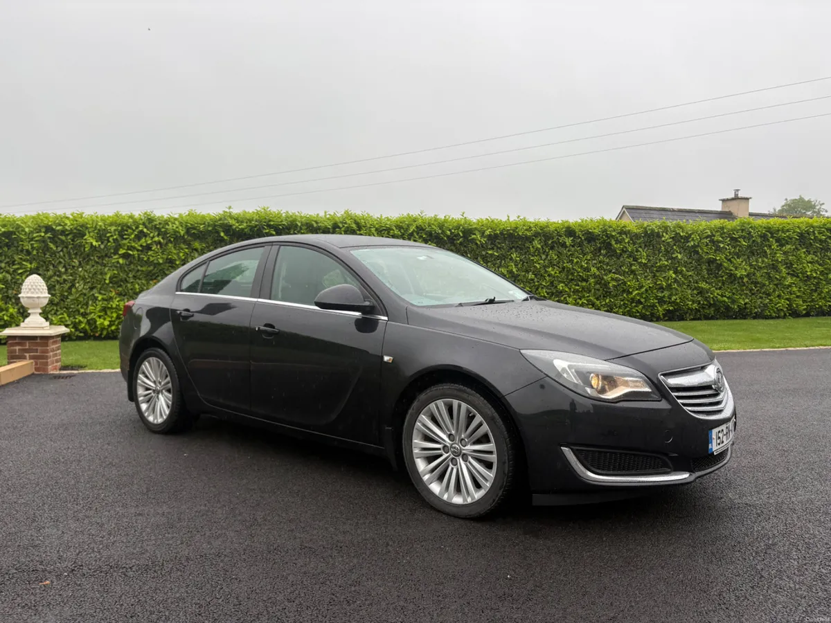 Vauxhall Insignia 2015 - Image 1