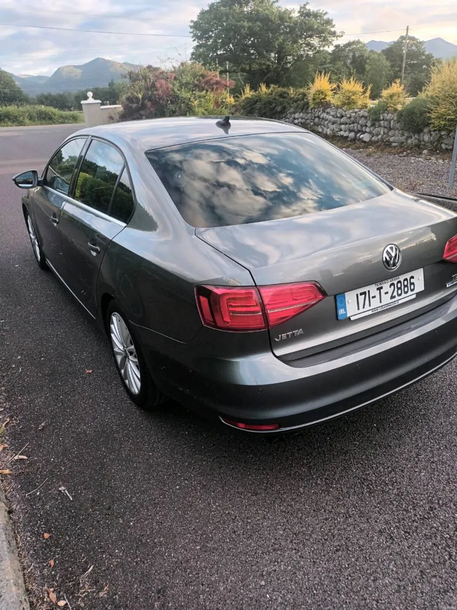 VOLKSWAGEN JETTA 2017 - Image 3