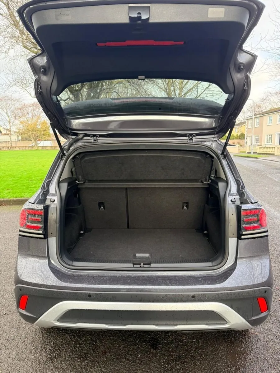 Volkswagen T-Cross 2024 - Image 6