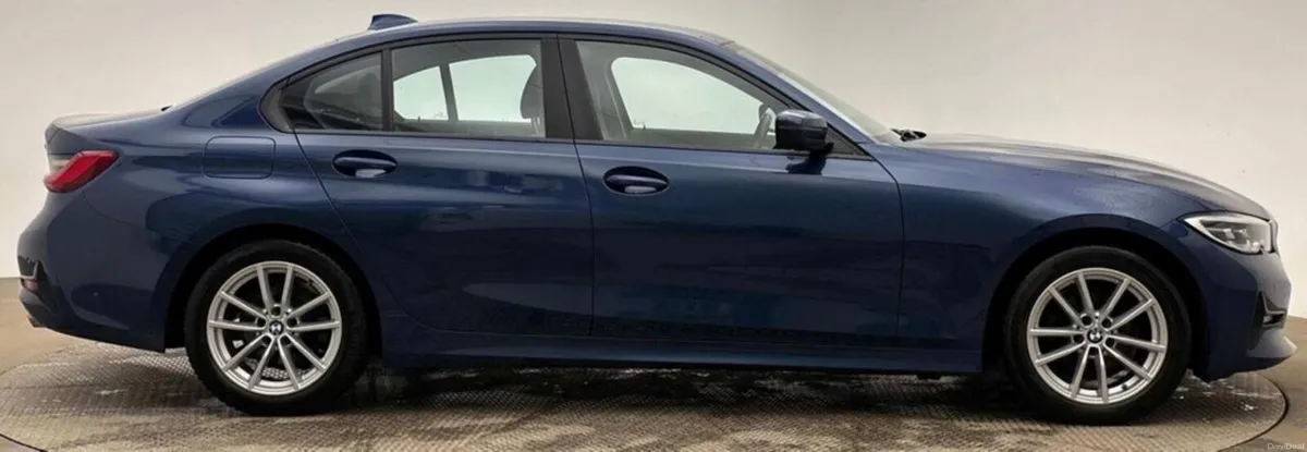 2.0 318d MHT SE Saloon 4dr Diesel Hybrid Auto Euro - Image 2