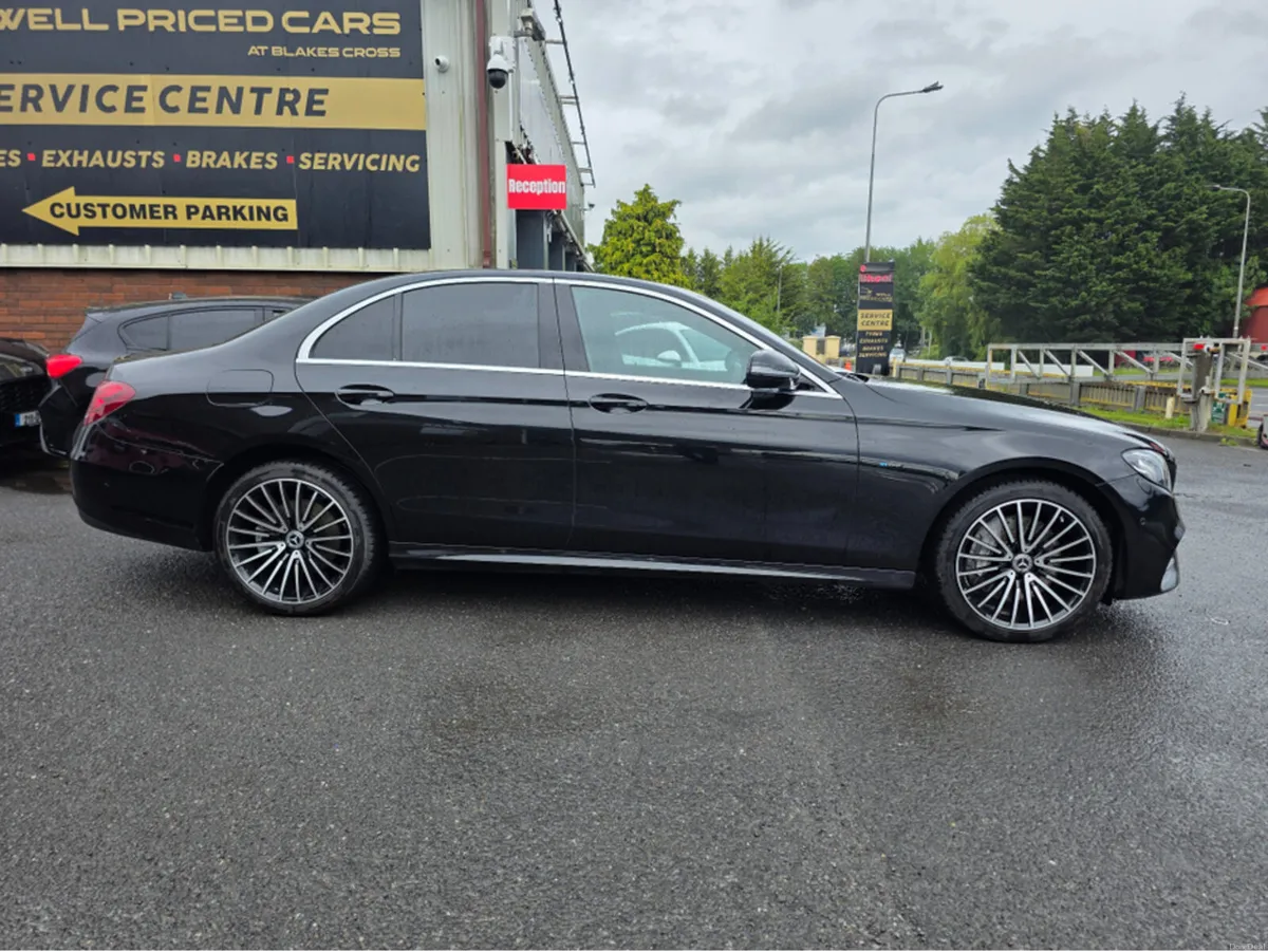 Mercedes-Benz E-Class E SERIES DE AMG LINE 4DR AUT - Image 3