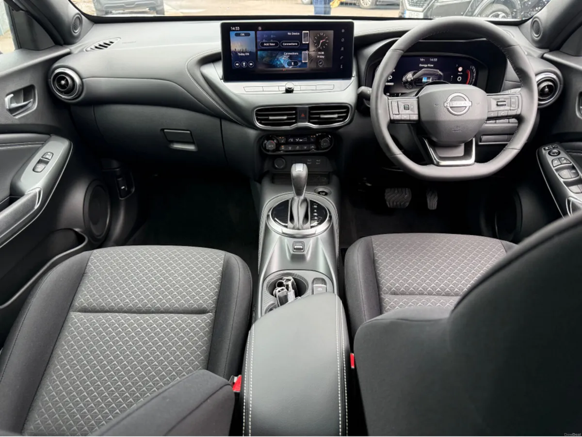Nissan Juke Hybrid SV PREMIUM - Image 2