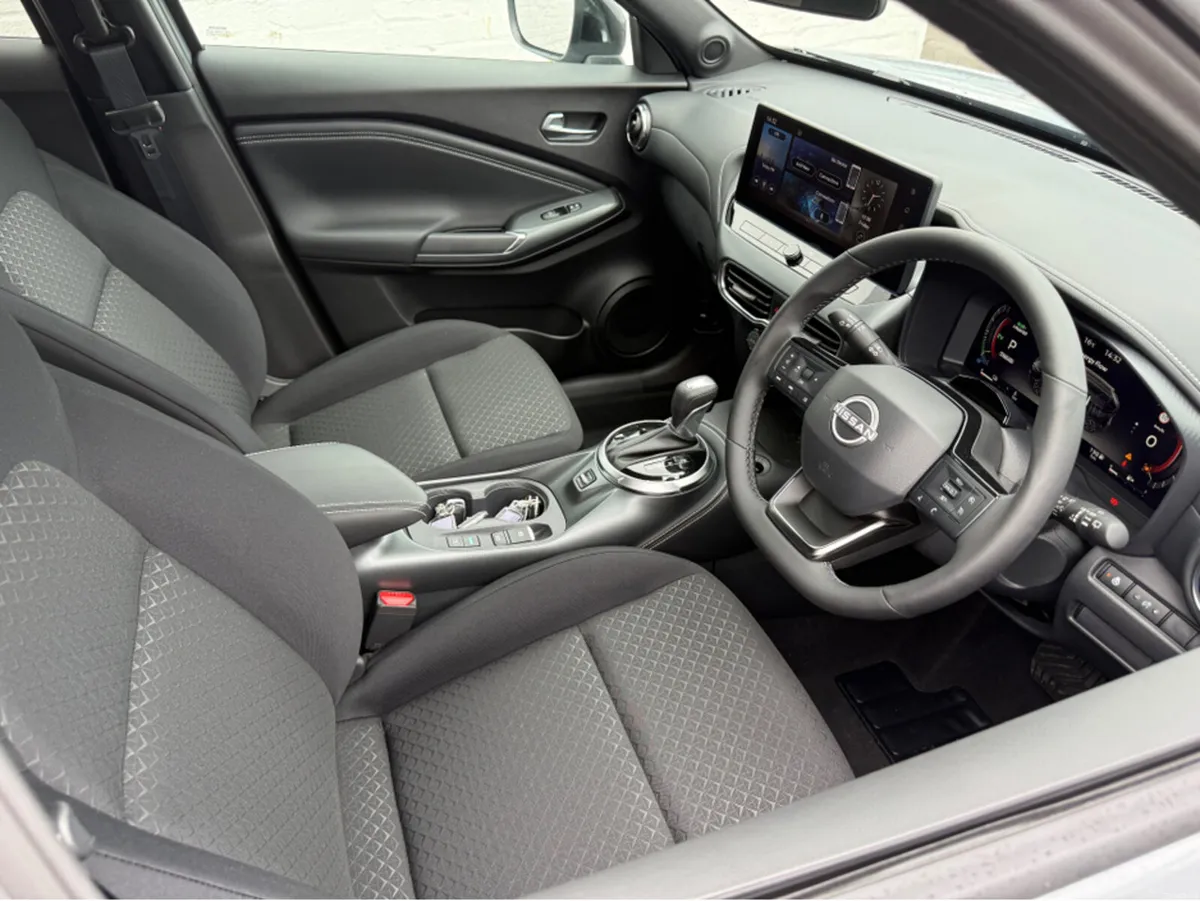Nissan Juke Hybrid SV PREMIUM - Image 6