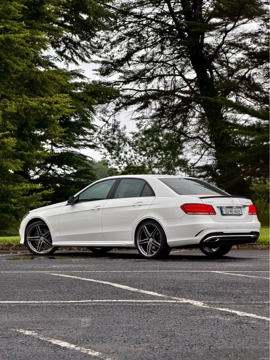 Mercedes E350d AMG - Image 3