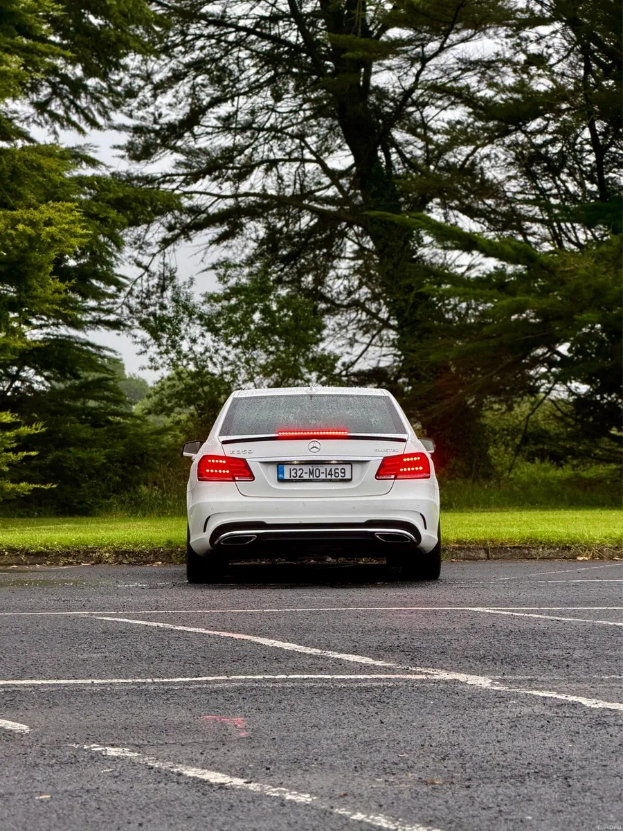 Mercedes E350d AMG - Image 5