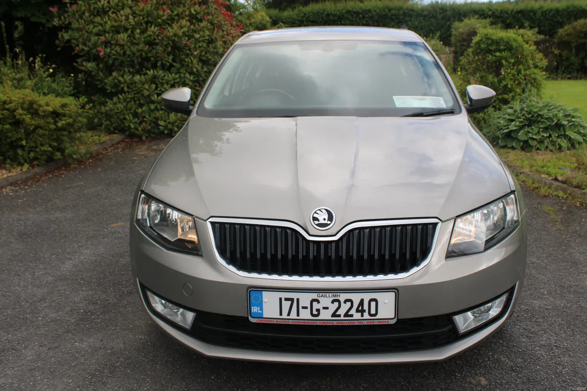 2017 SKODA OCTAVIA STYLE 1.6 TDI - Image 4