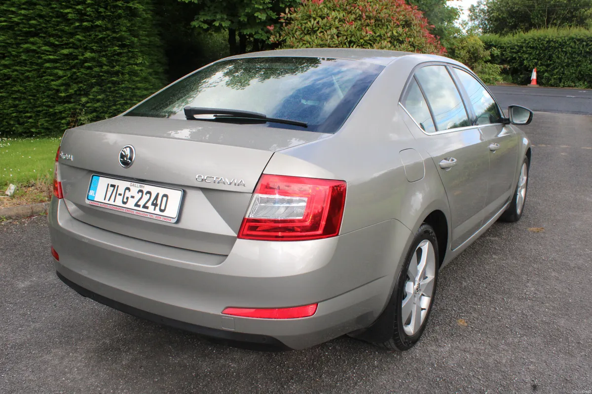 2017 SKODA OCTAVIA STYLE 1.6 TDI - Image 5