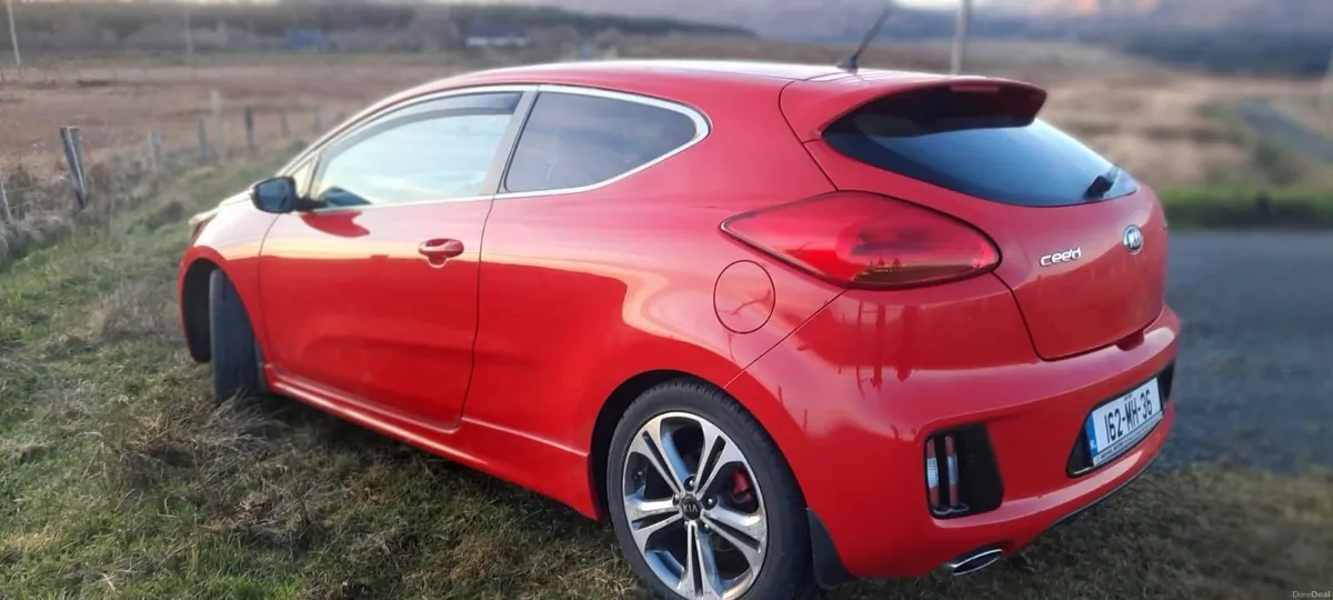 Kia ProCeed GT Line 2016 134bhp - Image 2