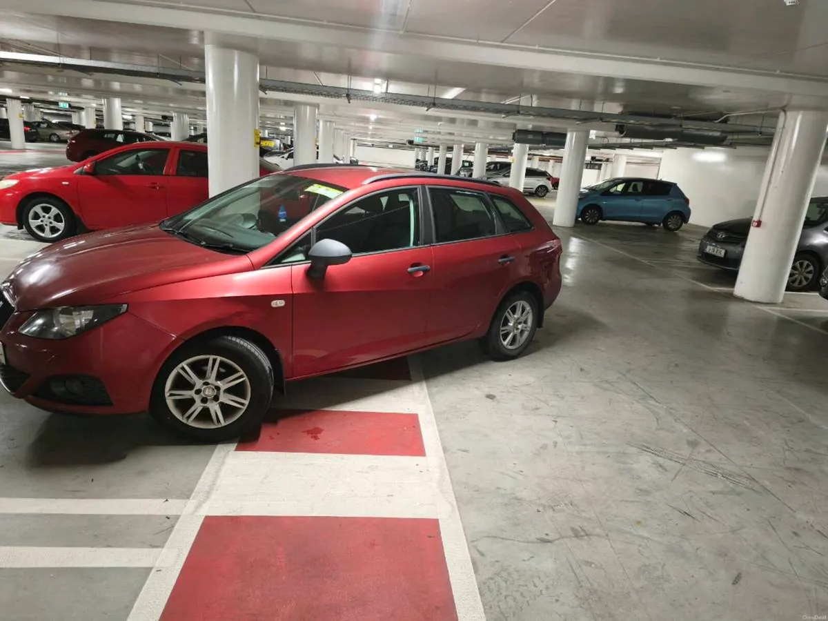 Seat Ibiza very low km - Image 3