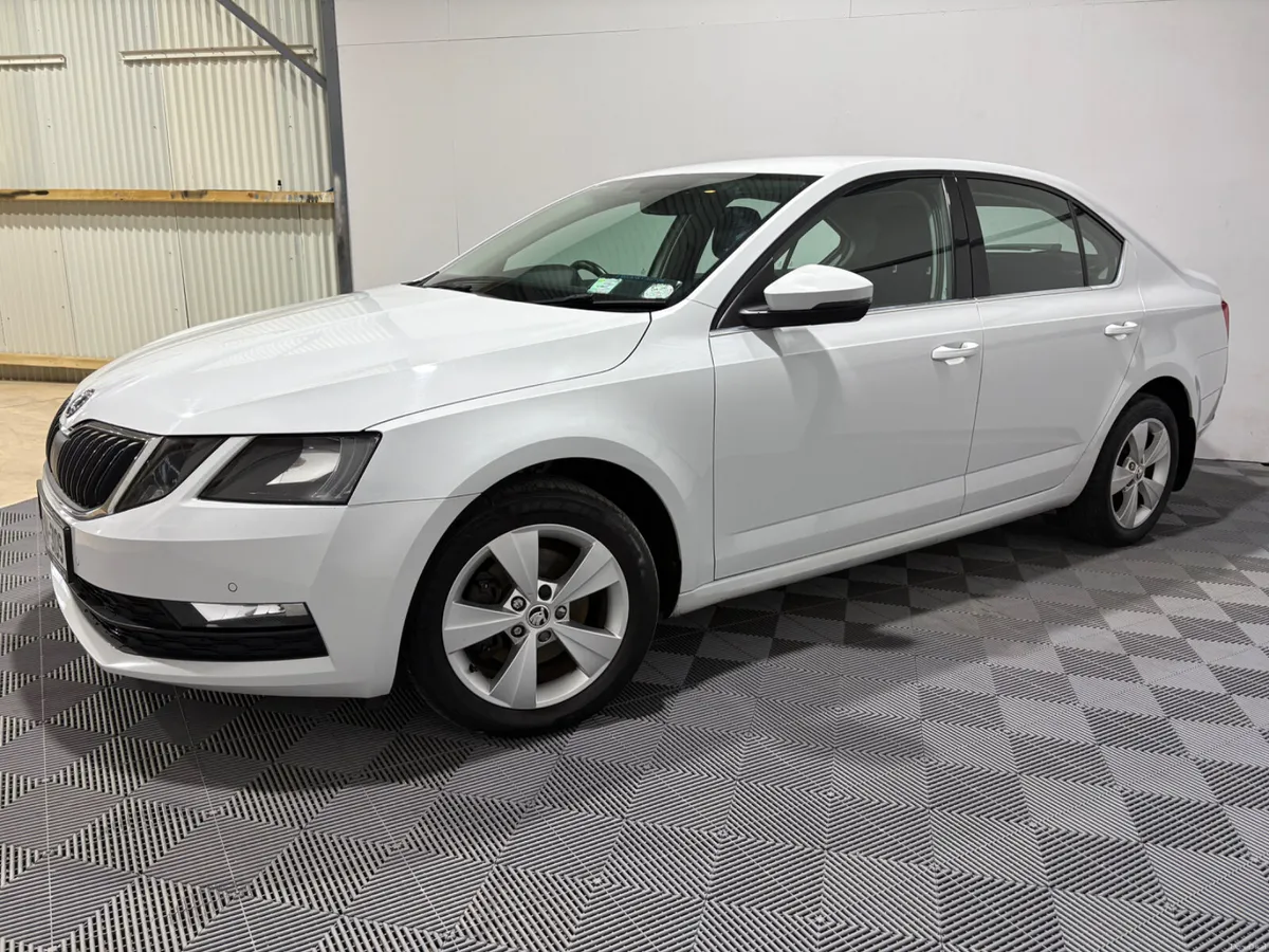 2019 Skoda Octavia Style 1.0  TSi 115 Bhp - Image 4