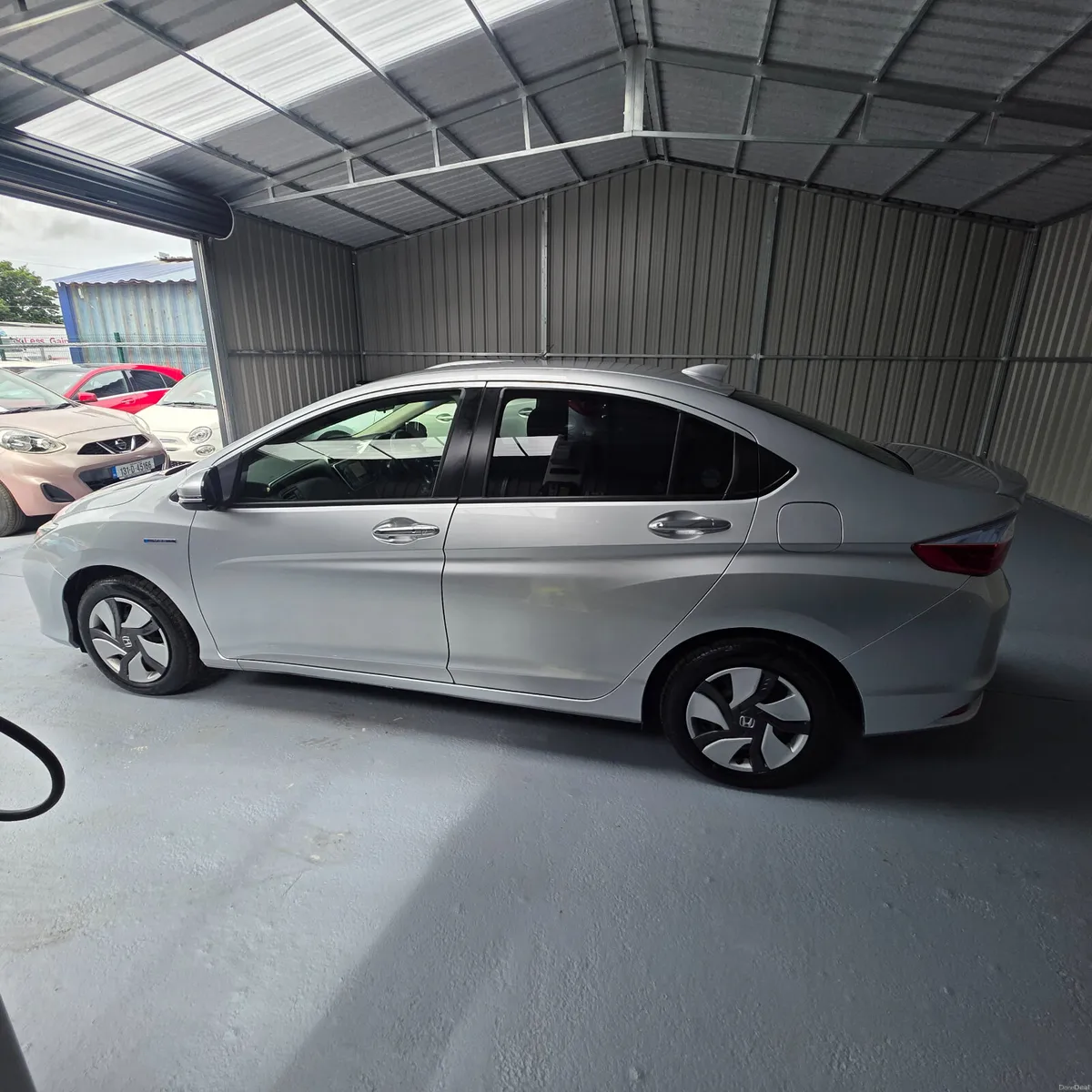 Honda Grace Hybrid Automatic 2015 Low Miles - Image 4