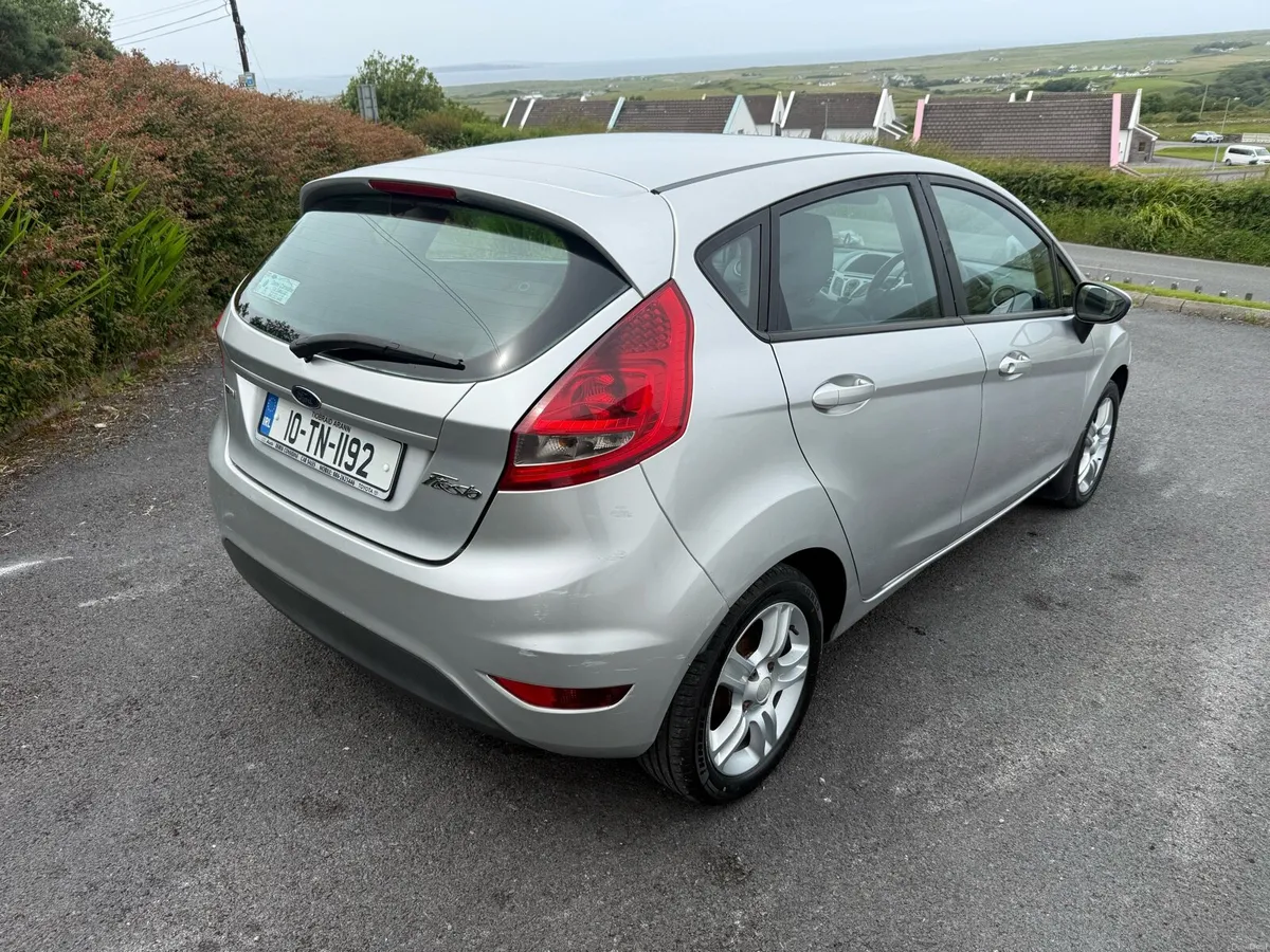 Car - Image 4