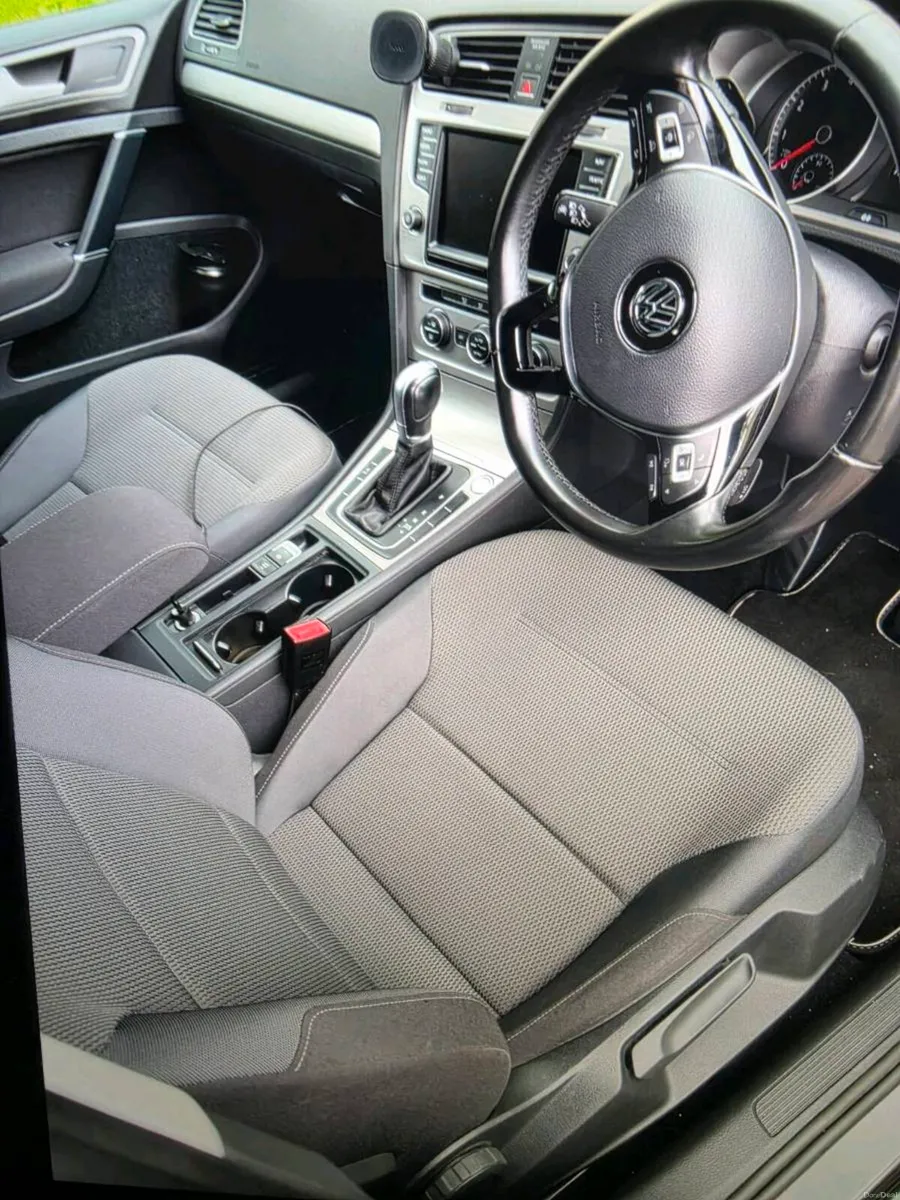 VW Golf - Image 4