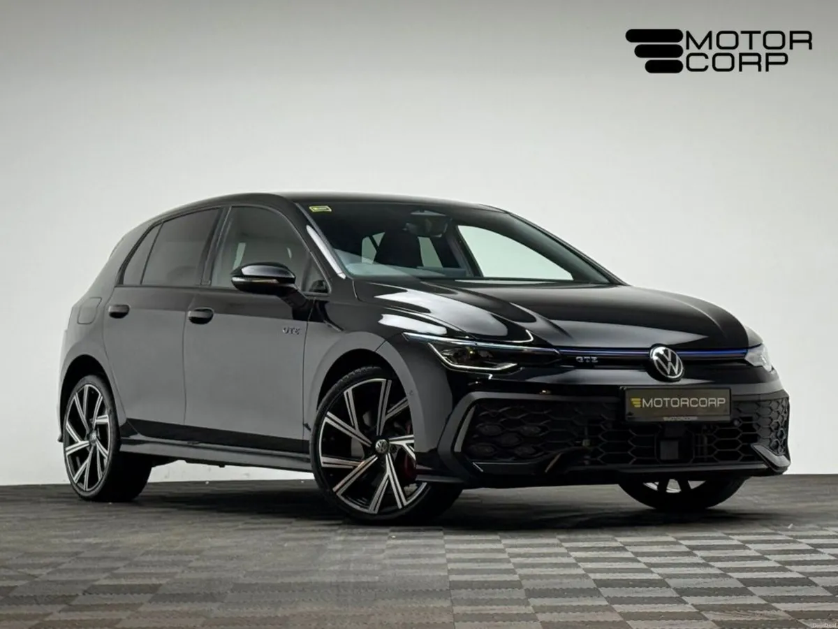 Volkswagen Golf GTE DSG - Image 1