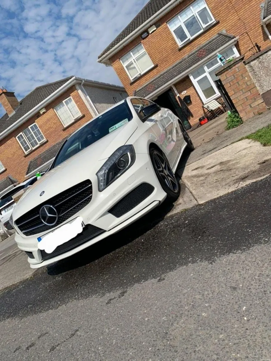Mercedes-Benz A-Class 2014 - Image 2