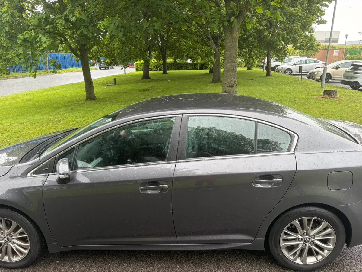 2017 Toyota Avensis Nct 06-28 - Image 2