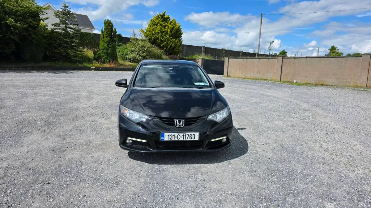 2013(131) Honda Civic 1.6D 5 Door - Image 2