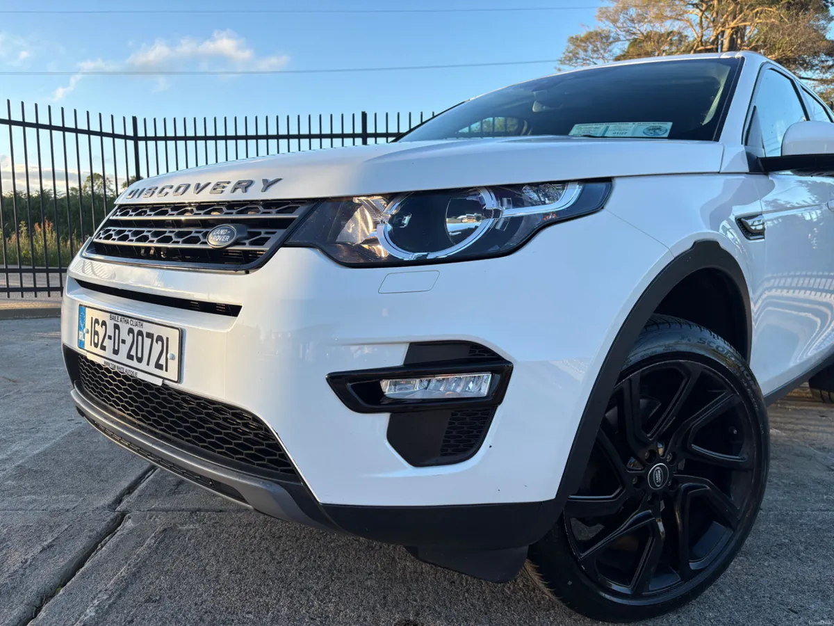 Land Rover Discovery Sport - Image 3