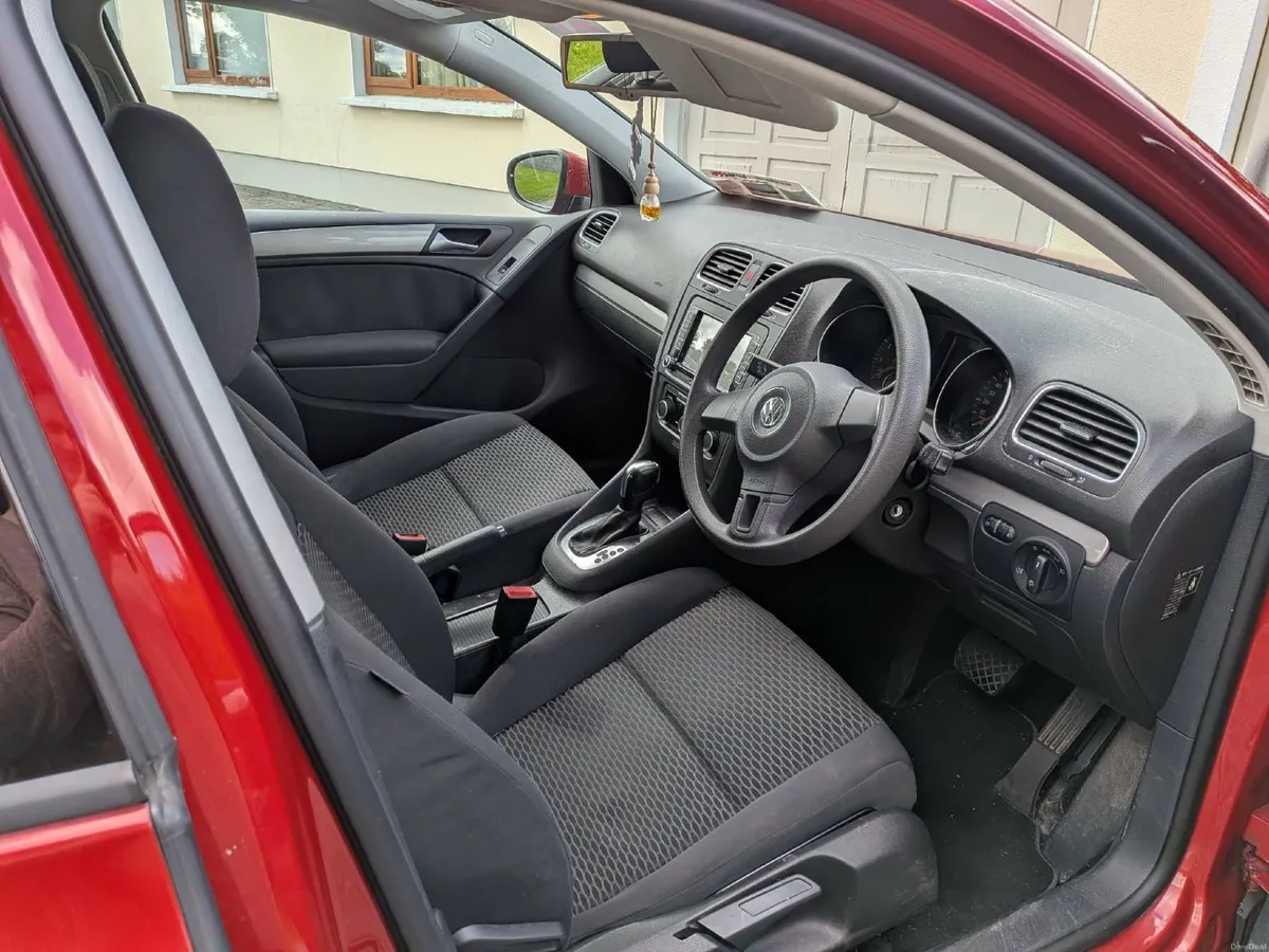 Volkswagen Golf 2011 - Image 6