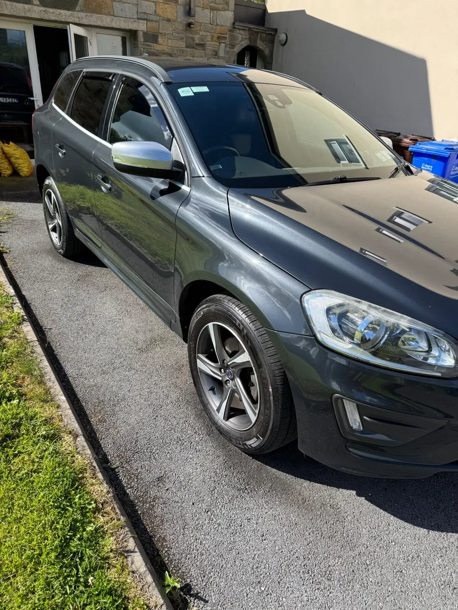 2016 Volvo XC60 D4 R-Design - Image 3
