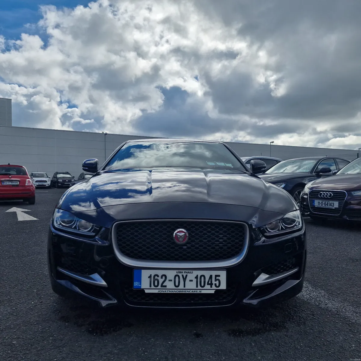 Jaguar XE 2016 2.0 D R-Sport Auto 180PS - Image 2