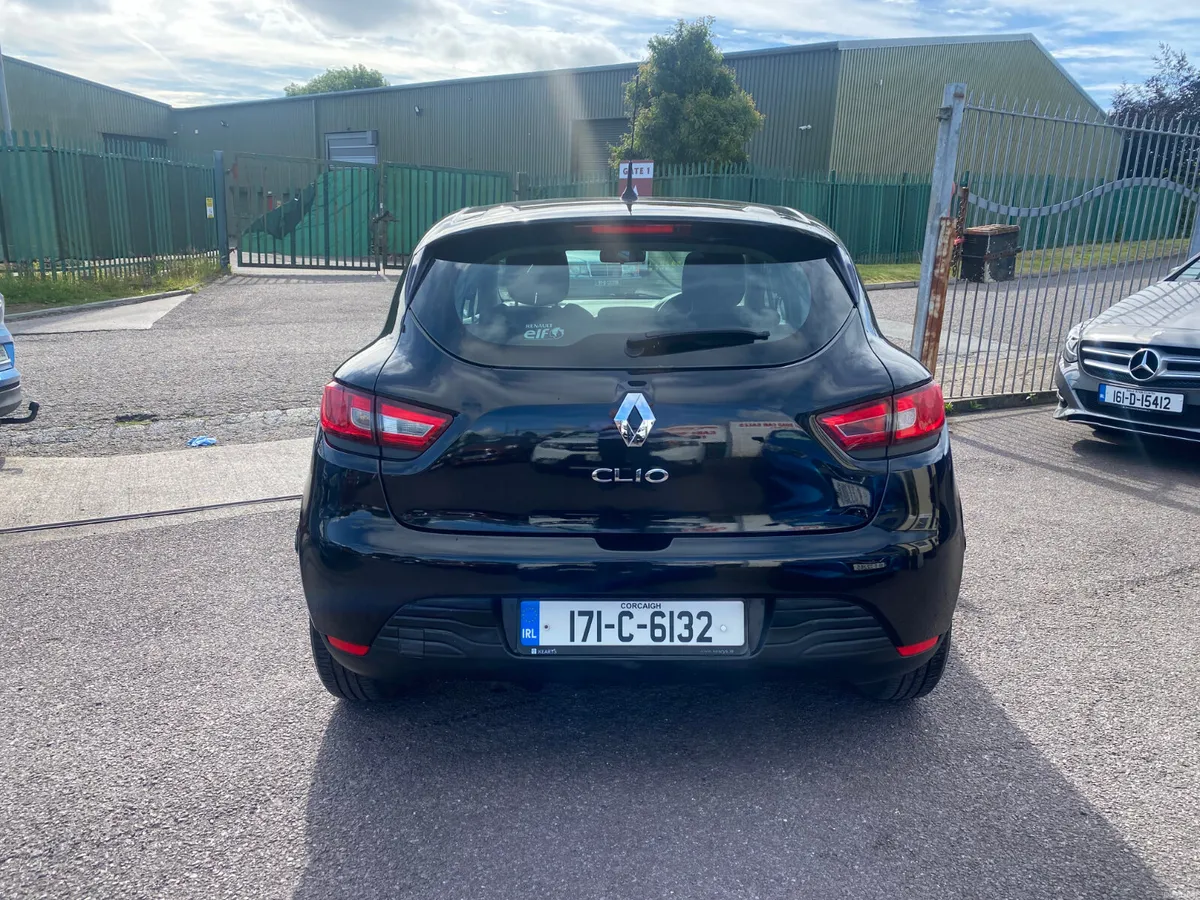 Renault Clio 2017 GREAT STARTER CAR - Image 4