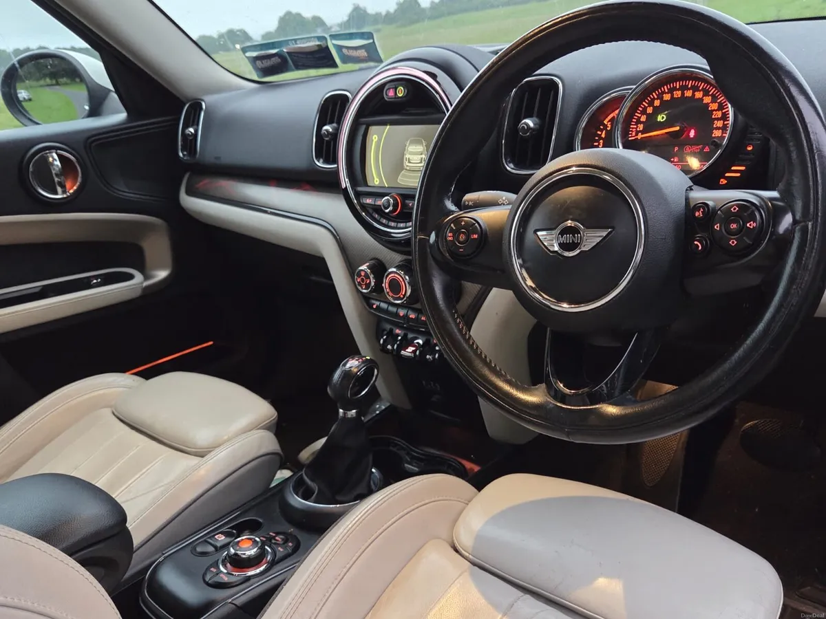 AUTOMATIC MINI Cooper countryman2L diesel NCT 3/27 - Image 2