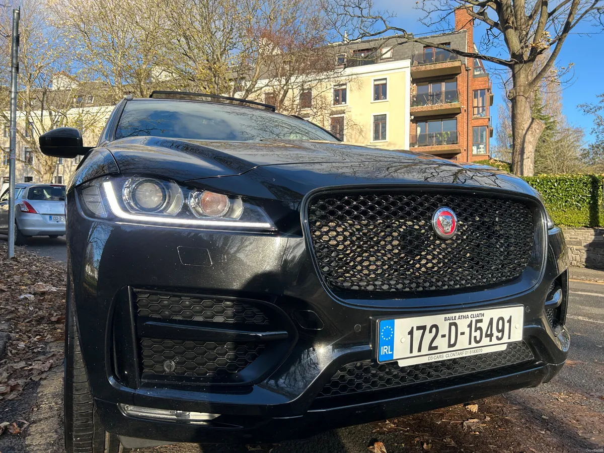 2017 JAGUAR F PACE R SPORT PANORAMIC SUNROOF - Image 3