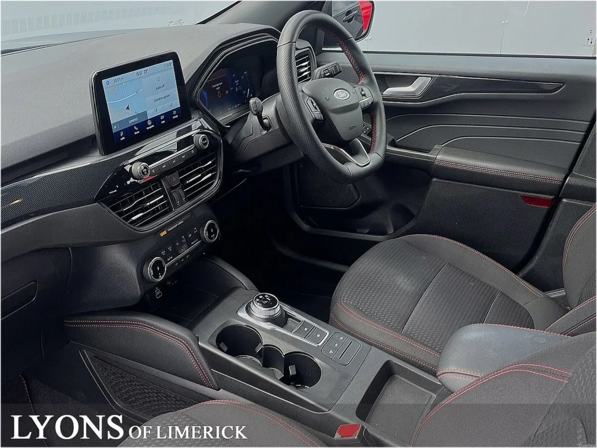 Ford Kuga 2.5 Duratec 225PS PHEV ST-Line Auto, €13 - Image 3