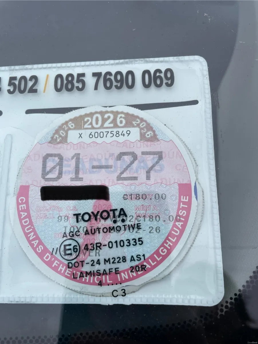 Toyota Corolla 2015 - Image 2