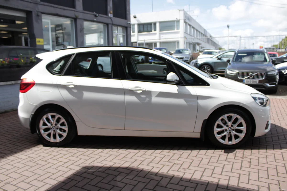 BMW 2-Series 2015 - Image 3