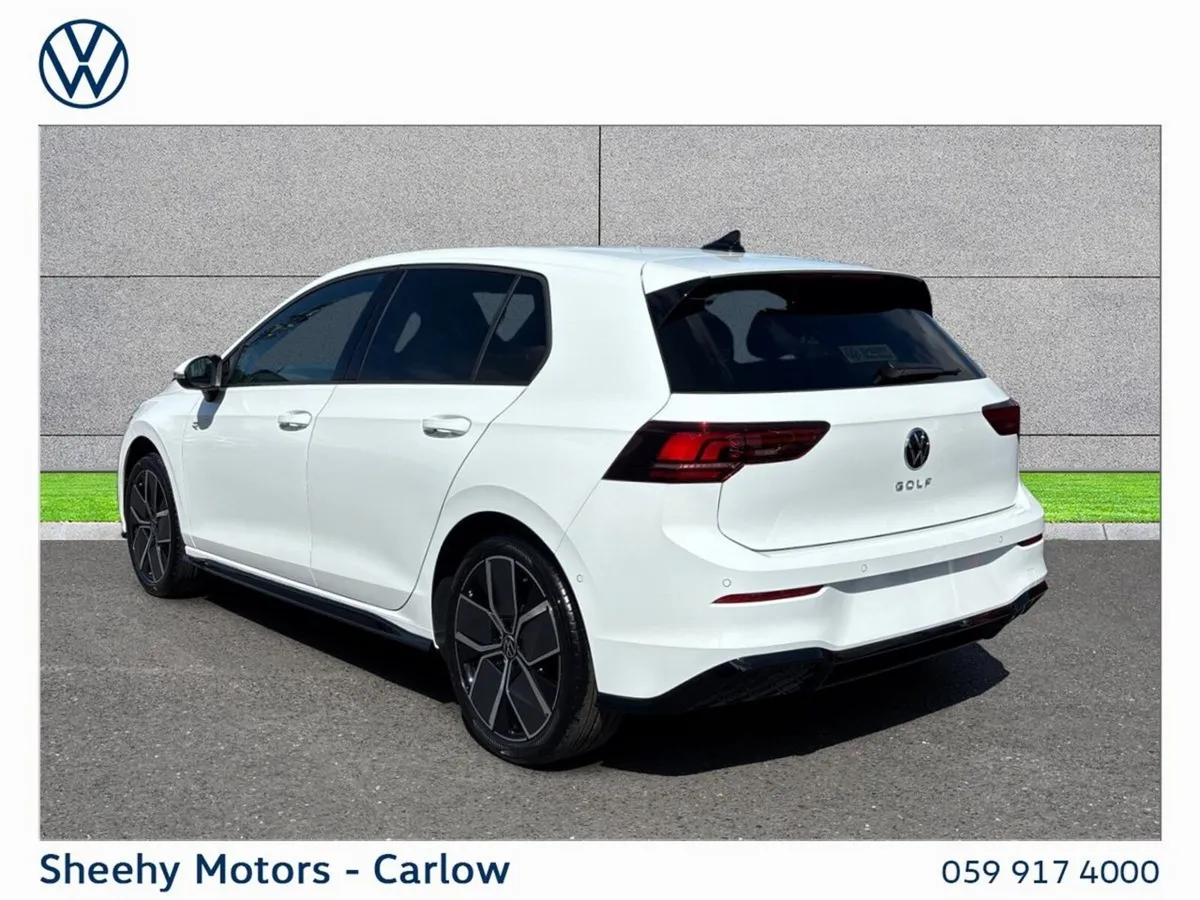 Volkswagen Golf 2.0TDI RLINE DSG 5DR - Image 3