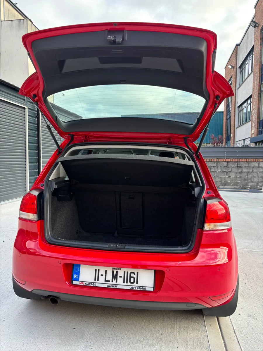 2011 Volkswagen Golf 1.6 TDI BLUEMOTION 105BHP - Image 6