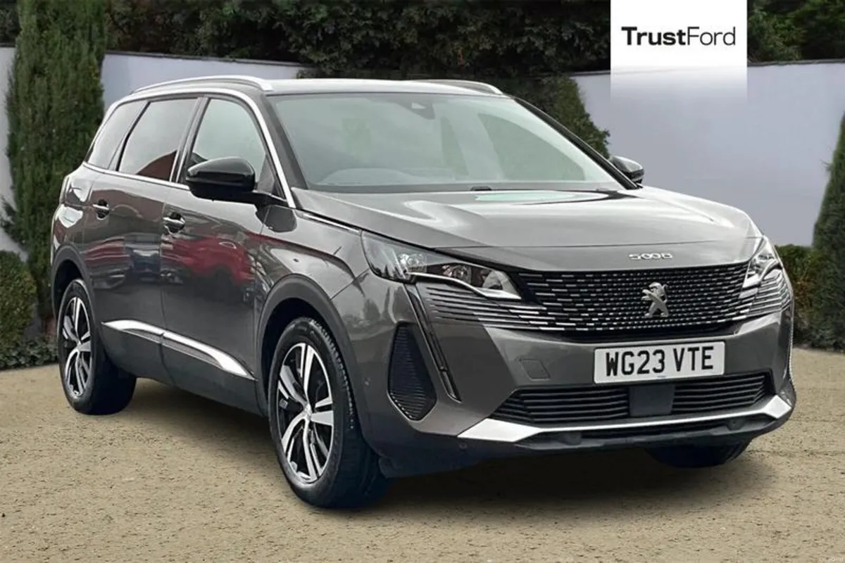 Peugeot 5008 GT - Image 1