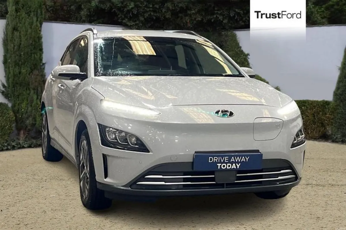 Hyundai KONA Premium - Image 1