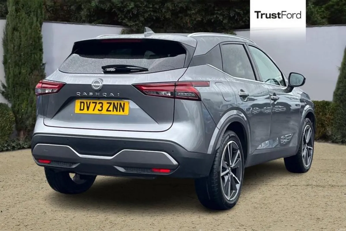 Nissan Qashqai Tekna - Image 4