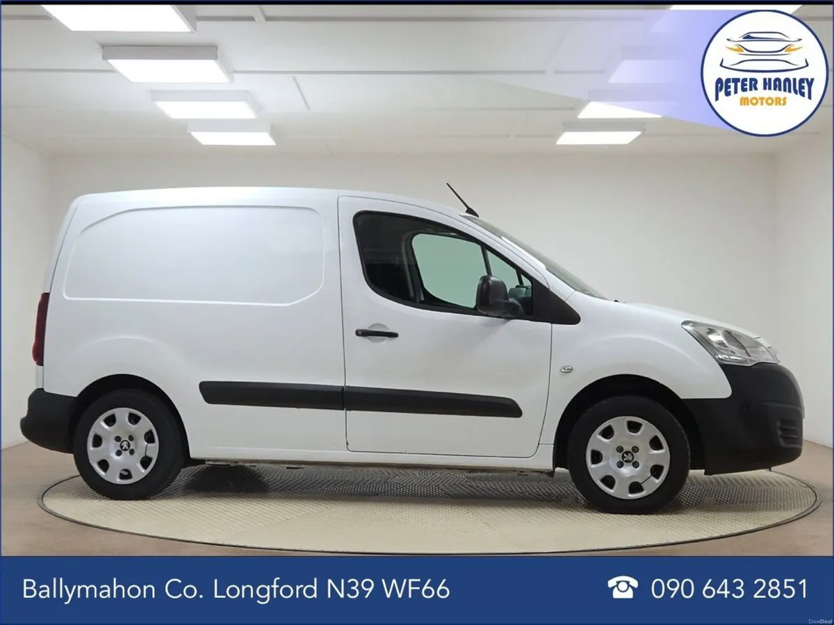Peugeot Partner 1.6 BlueHDi 75bhp 5 Seats Active - Image 4
