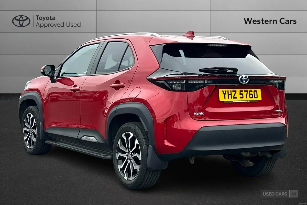 Toyota Yaris Cross 1.5 VVT-h Design E-CVT Euro 6 ( - Image 4