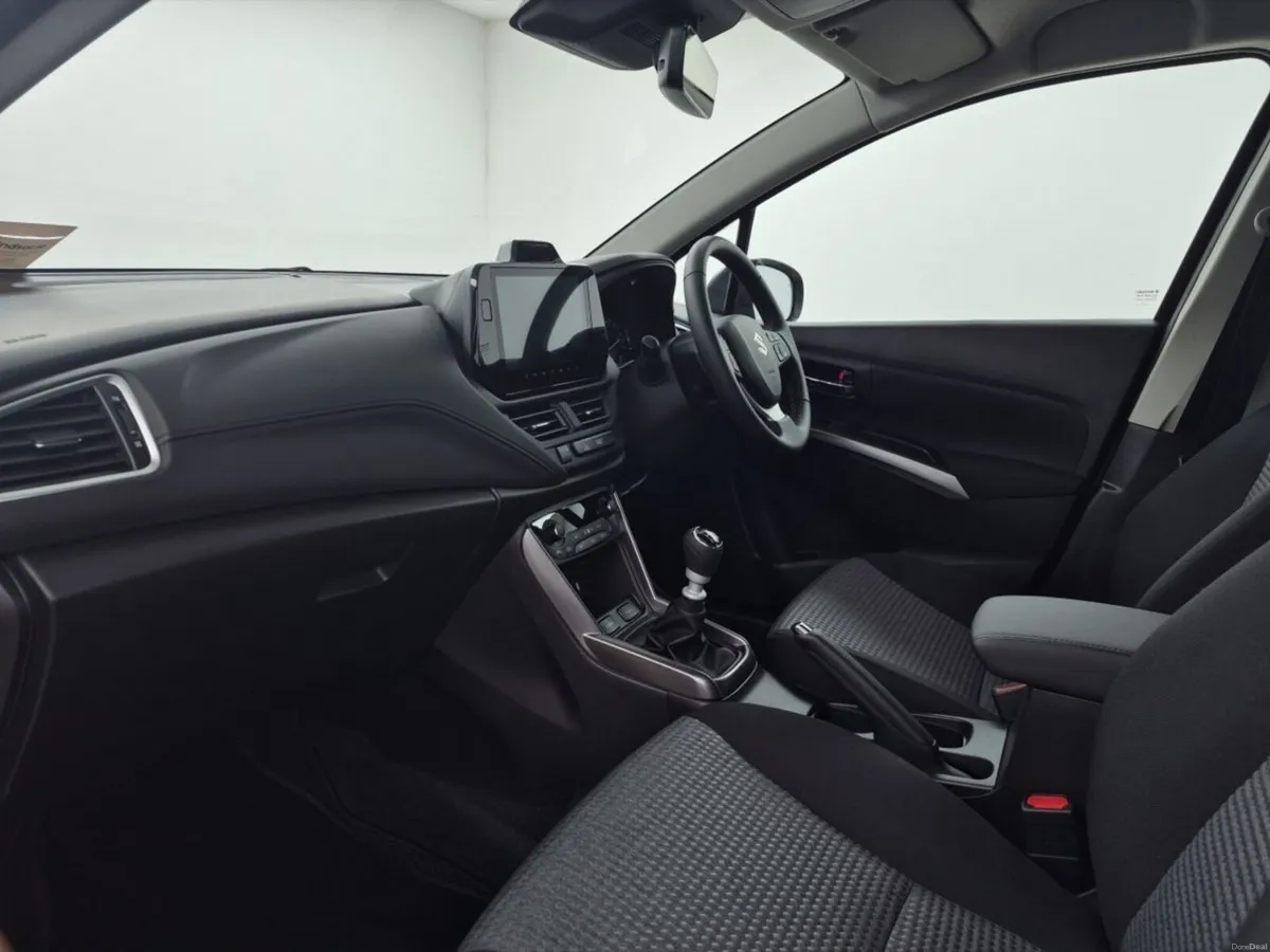Suzuki S-CROSS Mild Hybrid Motion Manual 1.4 - Image 4