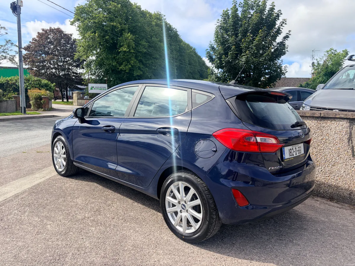 Ford Fiesta 1.1 Zetec - Image 2