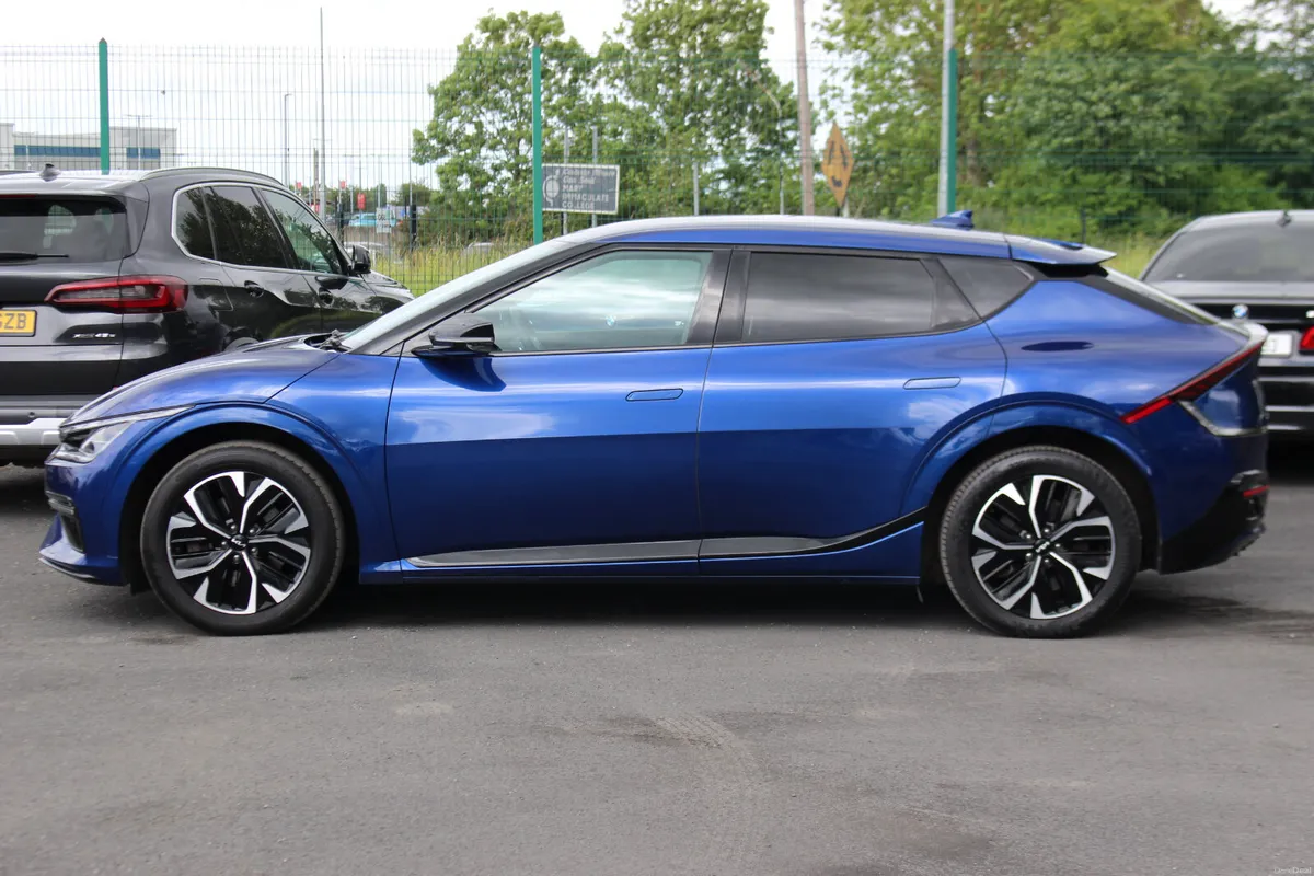 Kia EV6 2022 GT LINE - Image 4