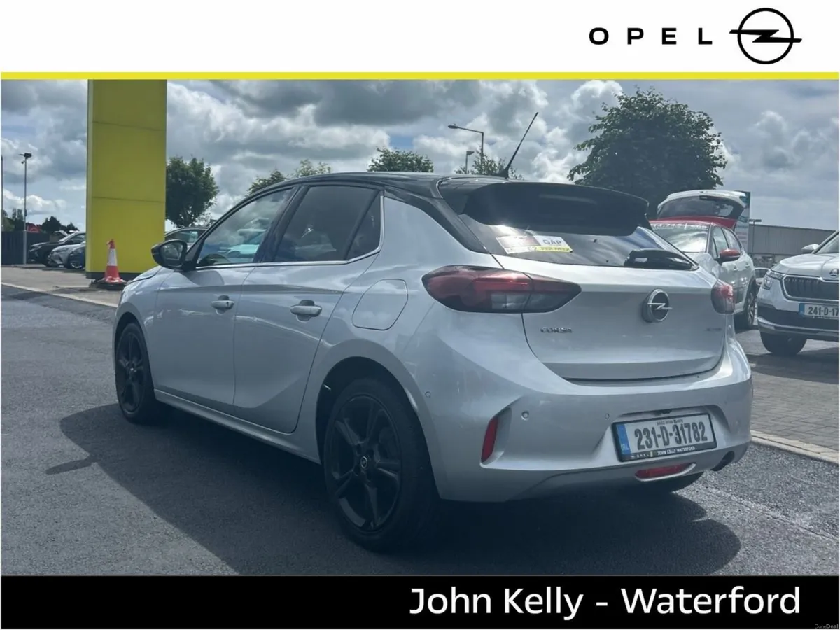 Opel Corsa Elite 1.2i (100PS) S/S 6 Speed - Image 4