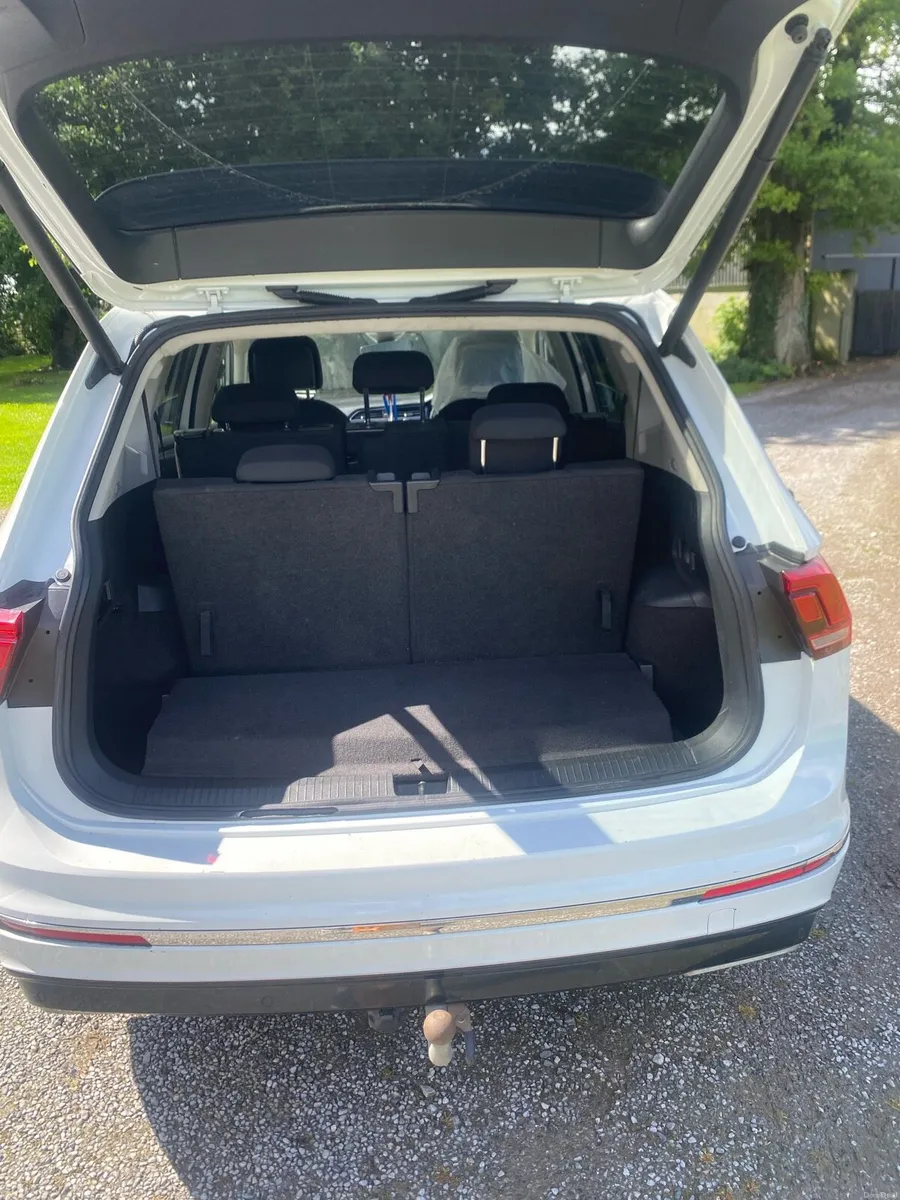 All space Tiguan R Line - Image 3