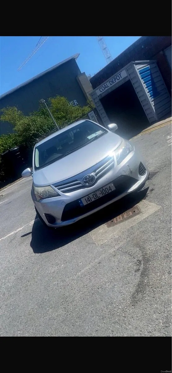 toyota avensis - Image 1