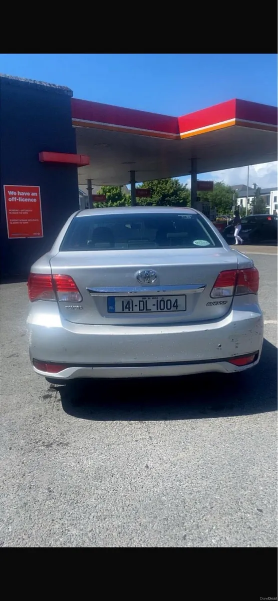 toyota avensis - Image 3