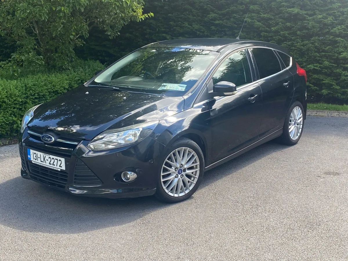 Ford Focus Zetec ** trade-in welcome ** - Image 1